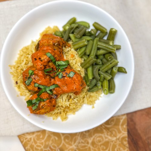 Meatballs in red pepper sauce